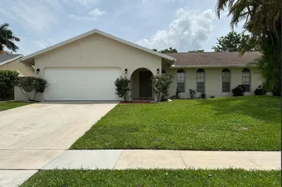 1292 Essex Drive 1