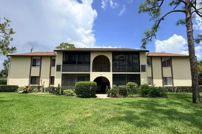 318 Knotty Pine Circle #D-2 1