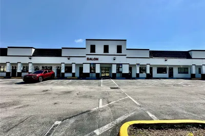 2922 N State Road 7 #2924-2934 1