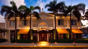 Great food and service at The Palm Beach Grill – Restaurant Review