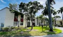 2000 NE 3rd Ct #5 Photo