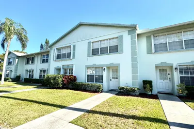 3700 Savoy Lan #E 1