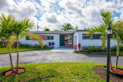 9310 SW 57th Ter 1
