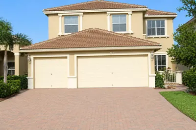 3945 Torres Circle 1