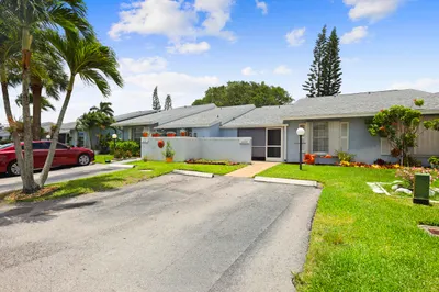 4235 Lucerne Villas Lane 1