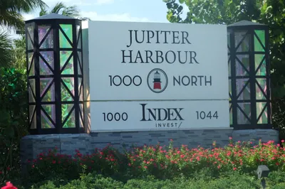 1000 N US Highway 1 W #809 1