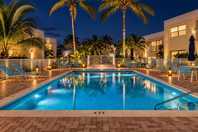 3541 NE OCEAN Boulevard #4 1