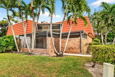 4572-SUBURBAN-PINES-DR-33463-001