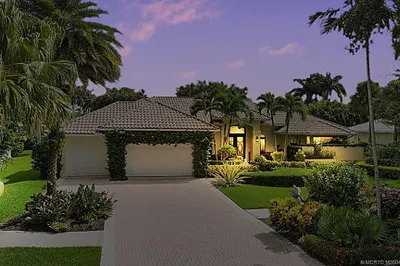 19085 SE Coral Reef Lane 1