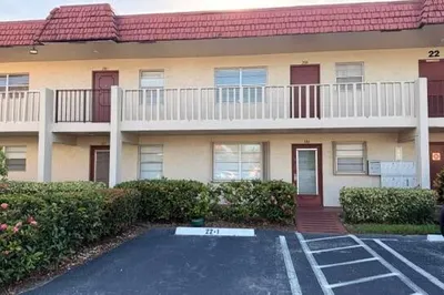 22 Abbey Lane #104 1