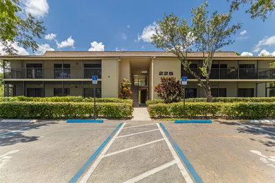 225 Deer Creek Boulevard #903 1