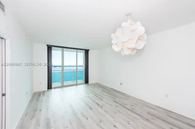 951 Brickell Ave #3102 1