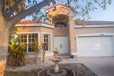 4044 NW 62nd Court 1