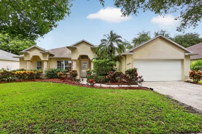 8295 Sandpine Circle 1