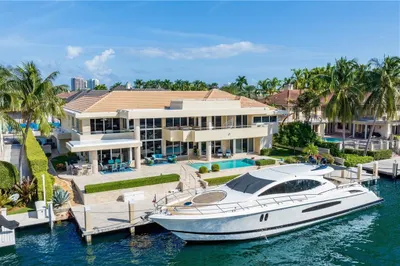 2410 Del Lago Dr 1