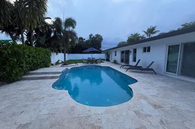 2620 NE 53rd Street 1