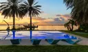 360 Harbor Dr Photo