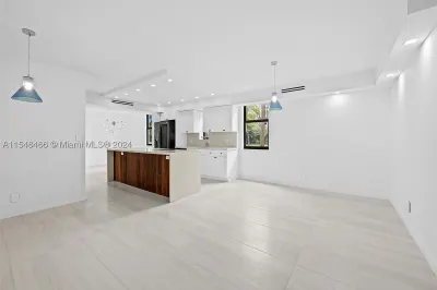 20200 W Country Club Dr #106 1