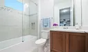 Secondary Bath (Tub)
