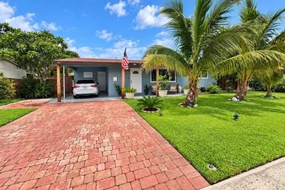 15 SW 13th Court 1