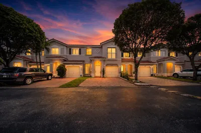 5733 NW 112th Place 1