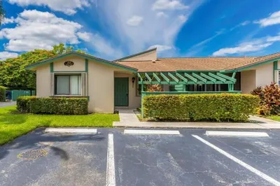 454 Lakeview Drive #1 1