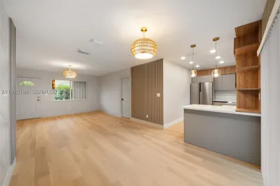 2350 NW 56th St 1