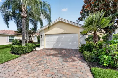 3546 SE Glacier Terrace 1