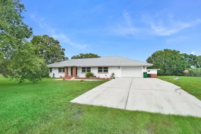 2050 W Boothe Drive 1