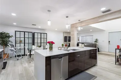 11 NW 110th Ave 1