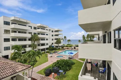 330 SE 20th Avenue #306 1