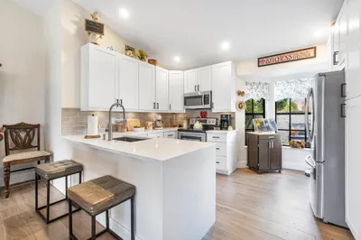 5995 Parkwalk Drive 1
