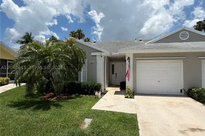 2225 SE 5th Pl 1