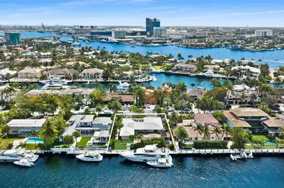 2455 Del Lago Dr 1