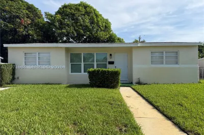 1240 W 26th Ct 1
