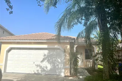3933 NW 88th Terrace 1