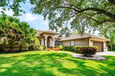 11600 NW 5th Street 1