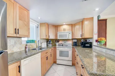 2505 S Ocean Boulevard #4020 1