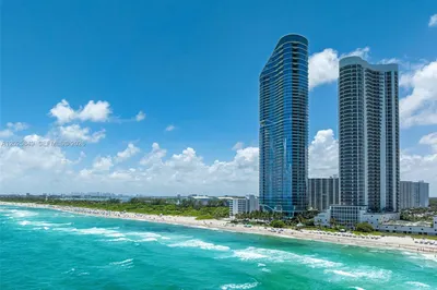15701 Collins Ave #802 1