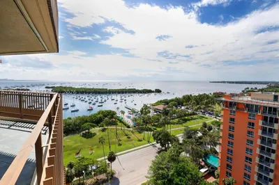 2901 S Bayshore Dr #14D 1