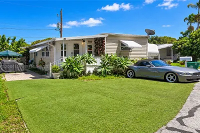 4832 SW 47 Ln 1