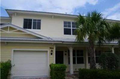 4BR/2.5BA