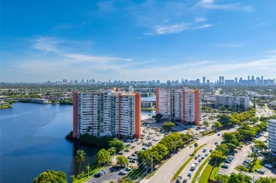 1301 NE Miami Gardens Dr #1523W 1