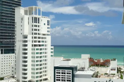 1800 Collins Ave #17A 1