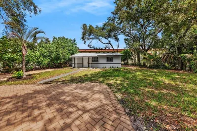 4265 SW 54th Court 1