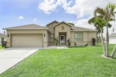 2932 SW Van Buren Terrace 1