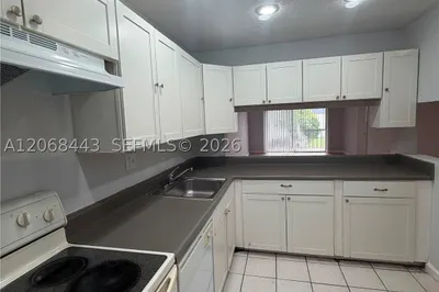 8020 N Colony Cir N #306 1