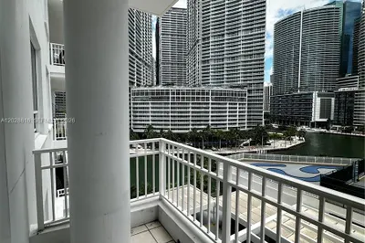 801 Brickell Key Blvd #906 1