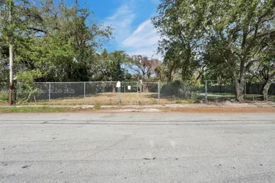 161 NW 61st St 1