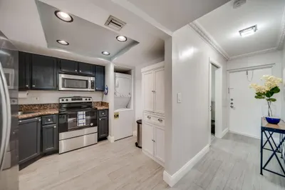 3111 Riverside Drive #A-202 1